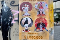 Art urbain à Paris : Collage Demoiselles Wanted par Demoiselle MM