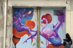 Art urbain de Demoiselle MM avec la fresque "Demoiselles Eve & Cupidon".