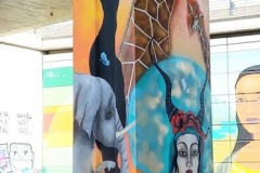 Street Art Gaïa au Spot 13 Paris 2022 Peinture sur poteau