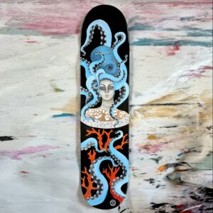 Custom Art : Demoiselle Octopus, Technique mixte peinture sur un skateboard en bois par Demoiselle MM 2022.